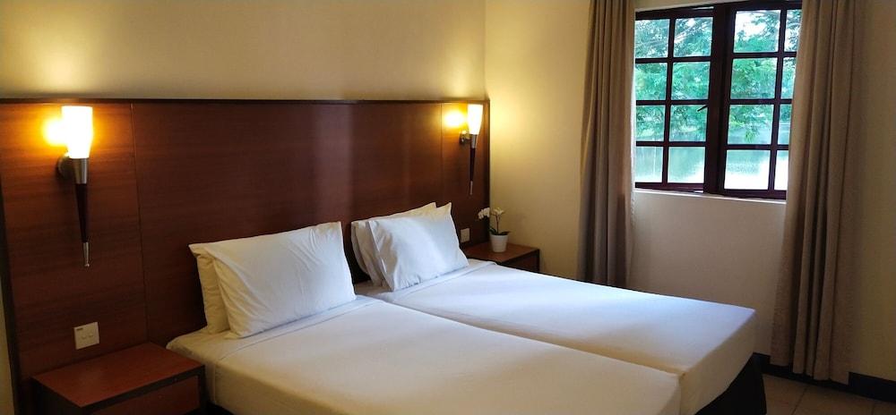 Flamingo Hotel By The Lake, Kuala Lumpur Ampang  Zewnętrze zdjęcie